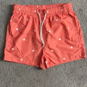 Mens short salmon polka-dot swim trunks